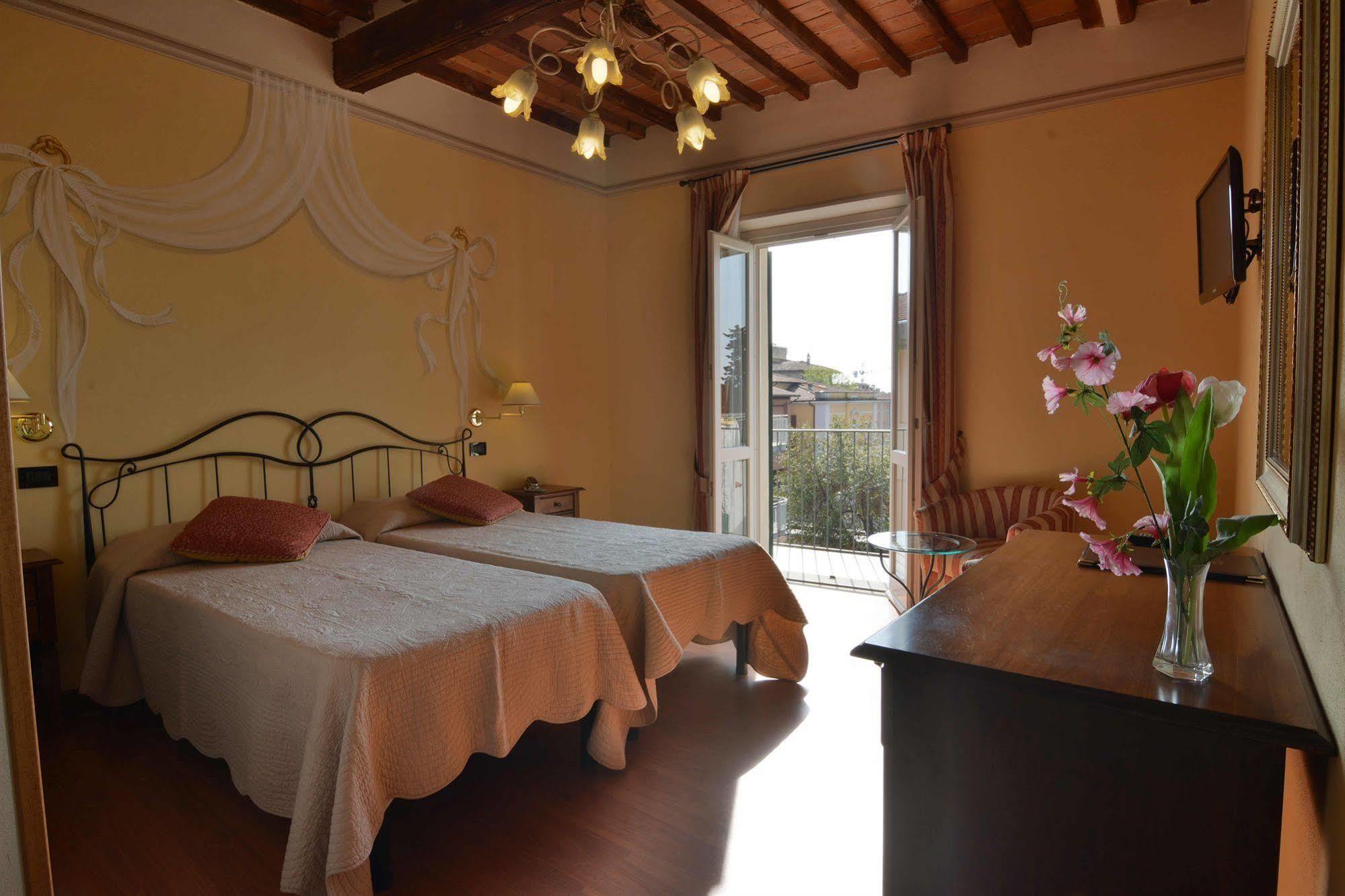 Hotel Di Stefano Пиза Екстериор снимка