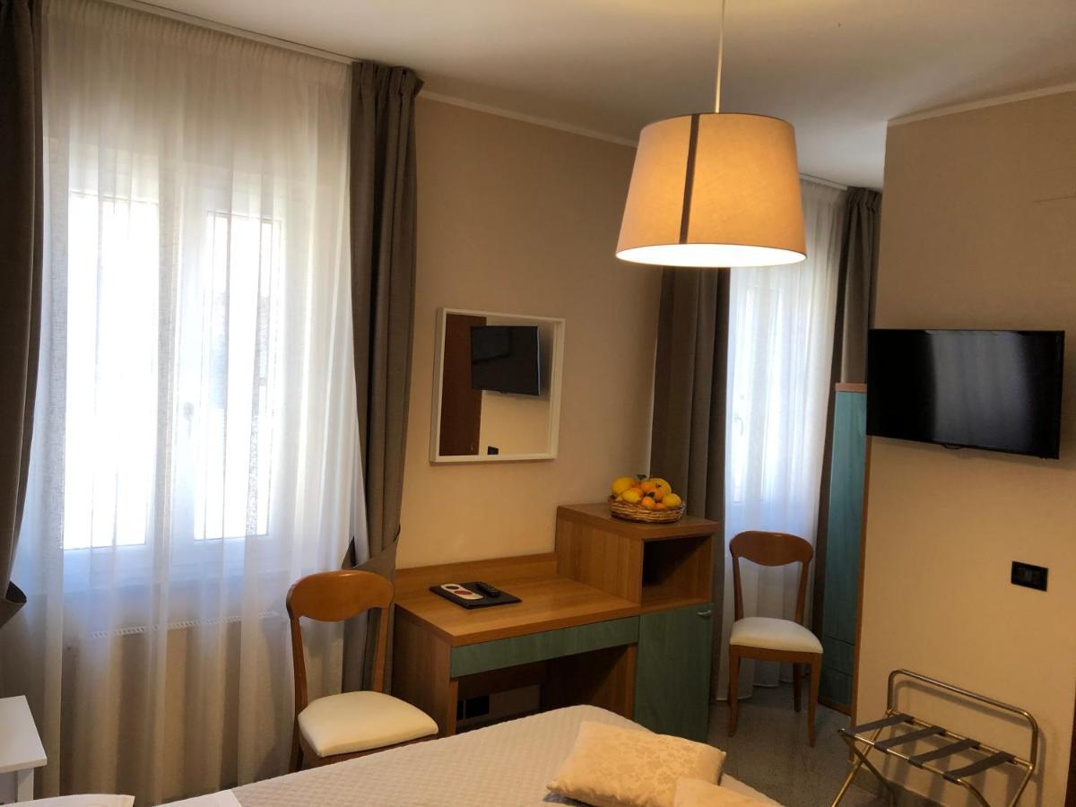 Hotel Di Stefano Пиза Екстериор снимка